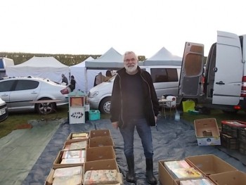 jean marc un bon gars de bourges qui vend du PF et de la BD