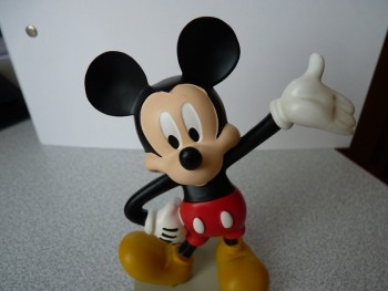 02 Mickey 02.jpg