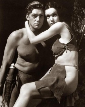 Johnny Weissmuller et Maureen O'Sullivan / le film Tarzan, l'homme singe (Tarzan the Ape Man) en 1932.