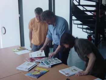 Alain, Pam et Françoise en pleine préparation.